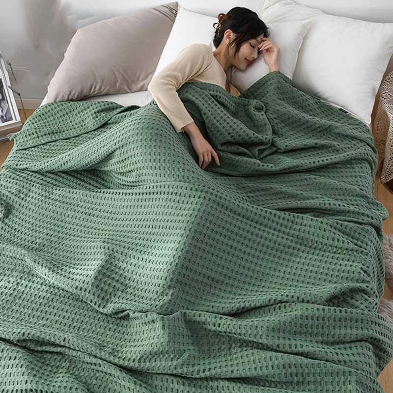 150x200cm Solid Color Cotton Waffle Blanket Air Conditioning Blanket for Lunch Break - Green