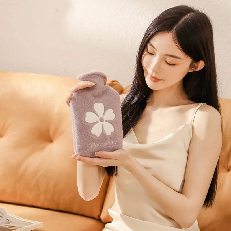 500ML Refillable Hot Water Bag Winter Hand Feet Warmer with Flower Pattern Fleece Cover - Purple