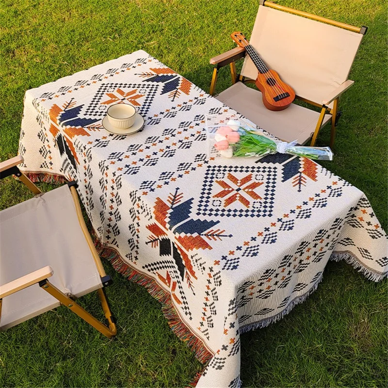 90x150cm Multi-Purpose Sofa Cover Bohemian Maple Leaves Pattern Throw Blanket with Tassels