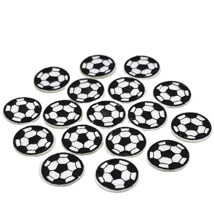 Remendo bordado de futebol de desenho animado de 6,3 cm para aplicação em roupas, bolsas, apliques DIY, adesivo de emblema
