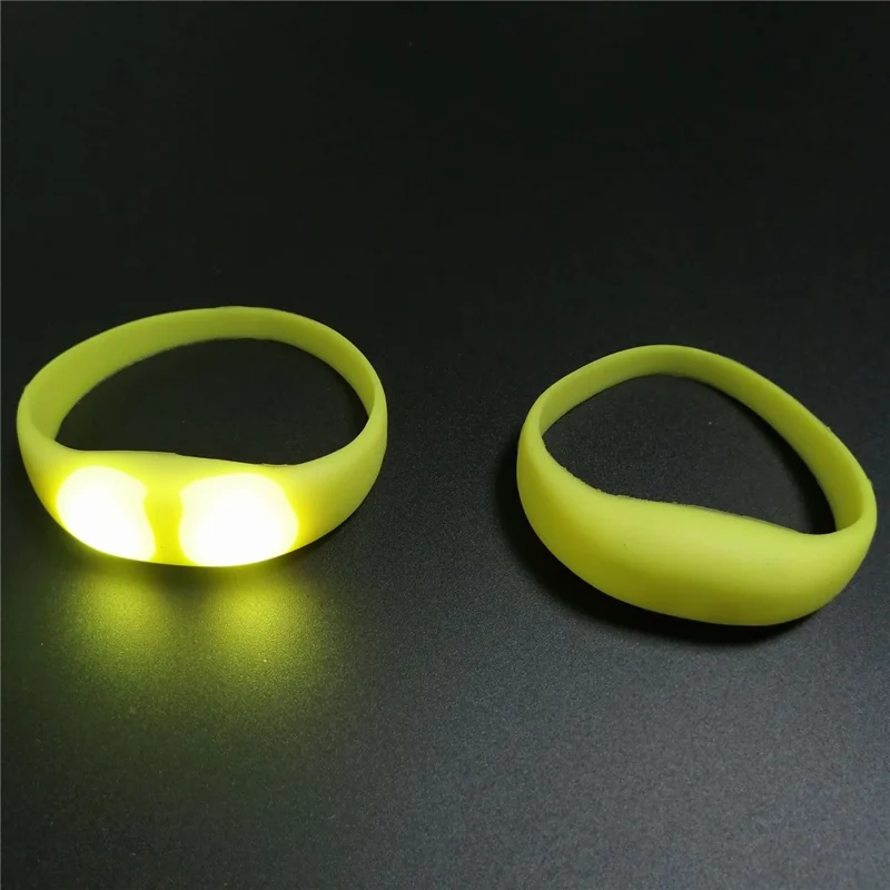 Sound Vibration Control LED Light Silicone Glow Bracelet for Party Flash Wristband - Yellow