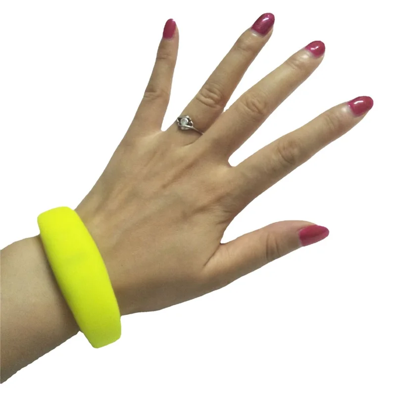 Sound Vibration Control LED Light Silicone Glow Bracelet for Party Flash Wristband - Yellow