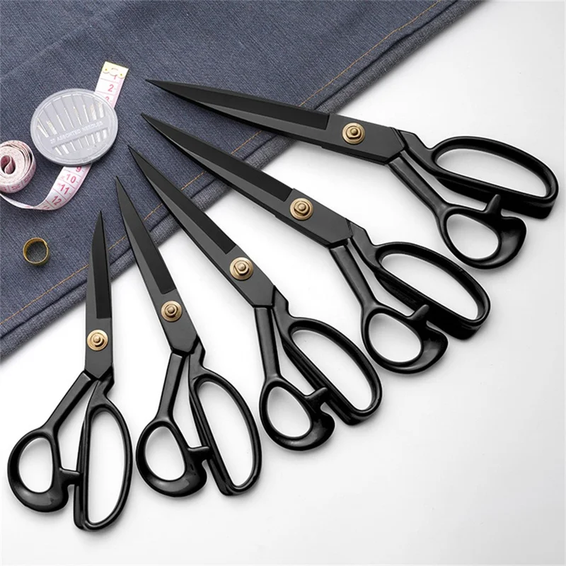 Tesoura Profissional de 23 cm em Aço Carbono-Manganês para Costura / Alfaiataria / Artesanato
