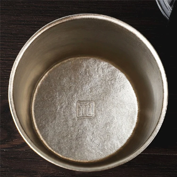 260 ml Pur Titane Double Paroi Chope à Bière Isotherme Motif Fleur Glacée Tasse pour Boissons Chaudes et Froides (Sans BPA, Pas d'Homologation FDA) - Couleur Naturelle