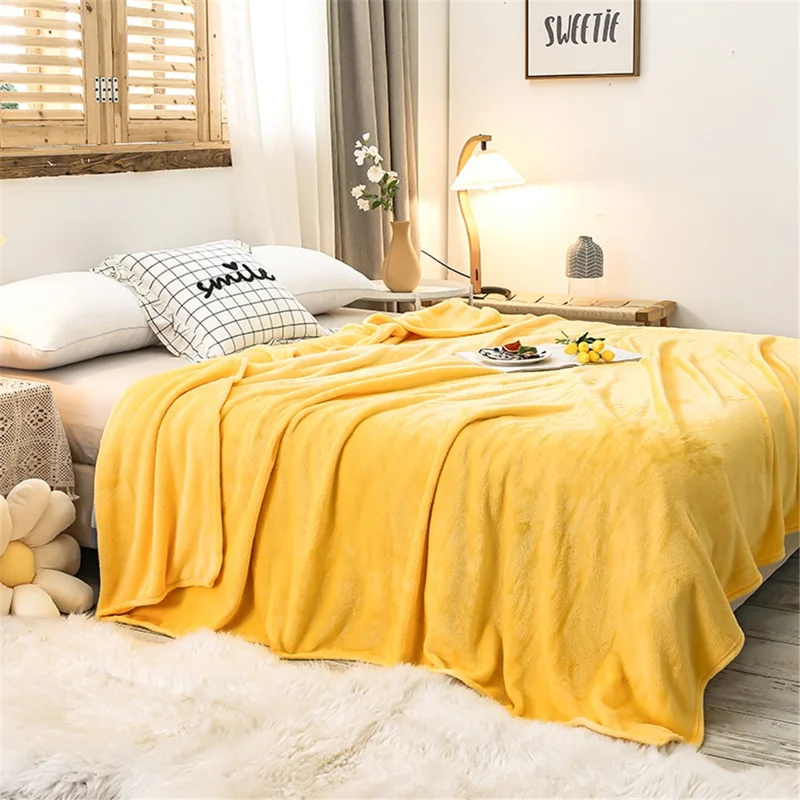 127 x 152cm Soft Flannel Blanket Air Conditioning Quilt Lightweight Summer Nap Office Throw - Light Purple
