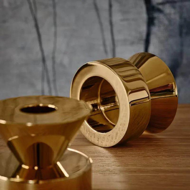 2Pcs Metal Candle Holder Round Base Dining Table Bedroom Study Tealight Candle Stand - Brass Color