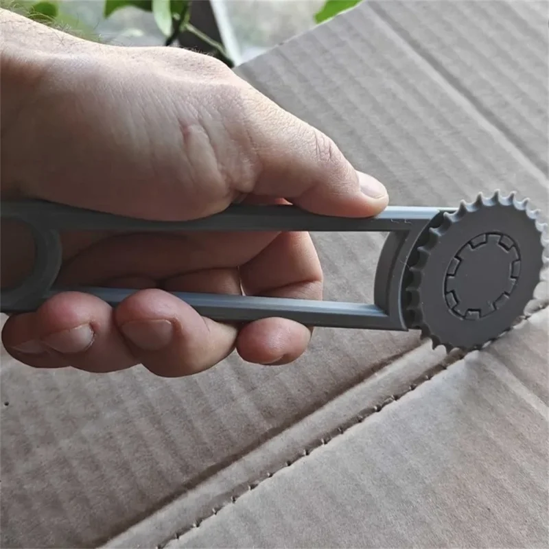 Outil de Réduction de Boîte 16 x 4,6 x 0,7 cm avec Roue de Marquage - Coupe-Boîte Réducteur pour Boîtes d'Expédition - Gris