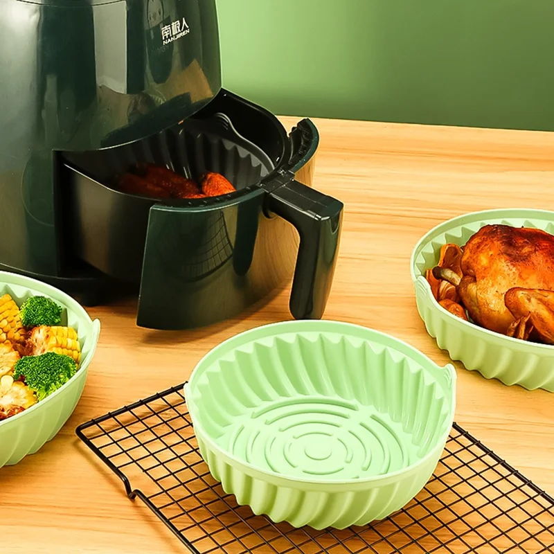 22cm Air Fryer Oven Silicone Baking Pan Heat Resistant Foldable Round Cake Mold with Hand Clamps (BPA Free, FDA Certified) - Style 2