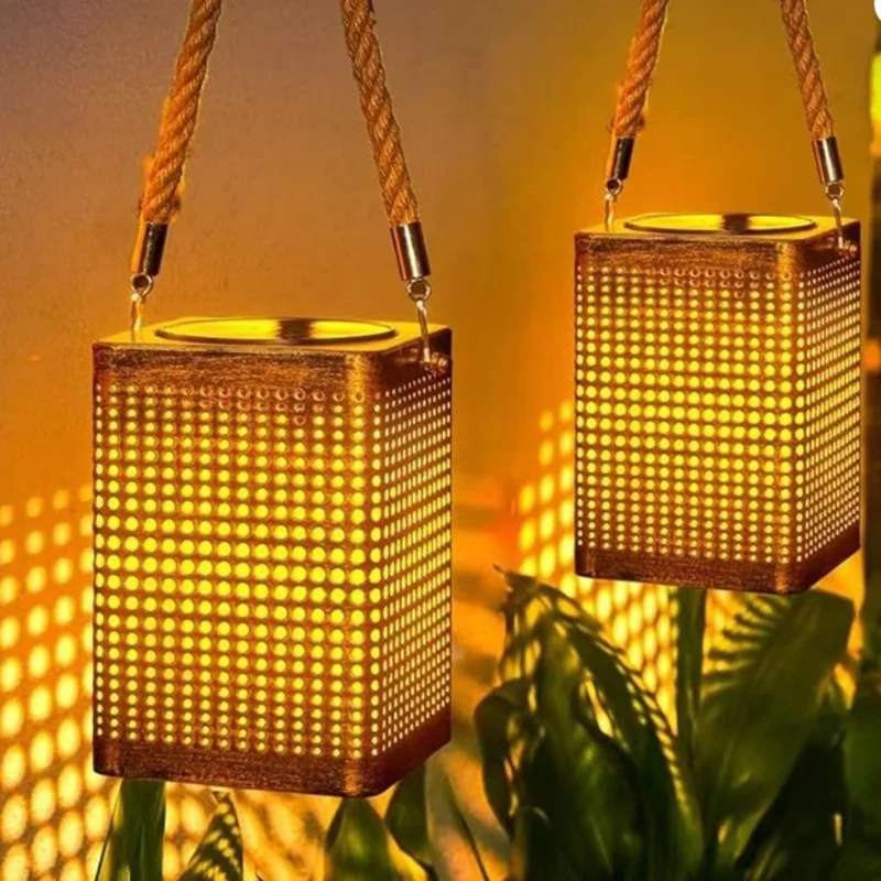 2 Peças de Lanternas Solares Externas com Arte em Ferro Oco Luzes Decorativas para Jardim e Pátio Pendentes