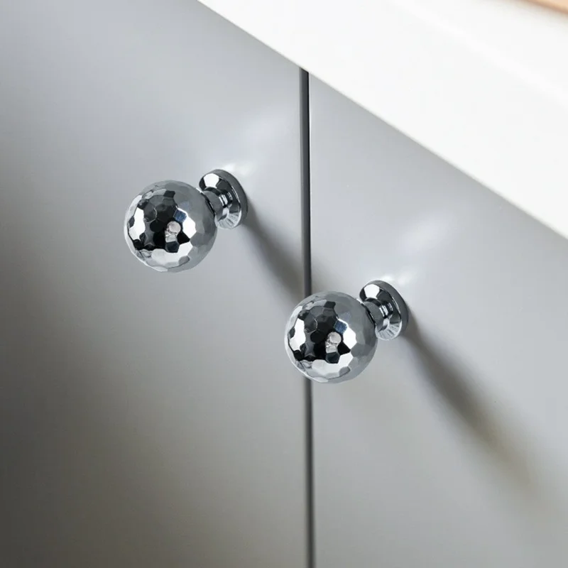 6164H Single Hole Luxury Brass Cabinet Pull Handle Hammered Texture Wardrobe Knob Drawer Handle - Bright Chrome