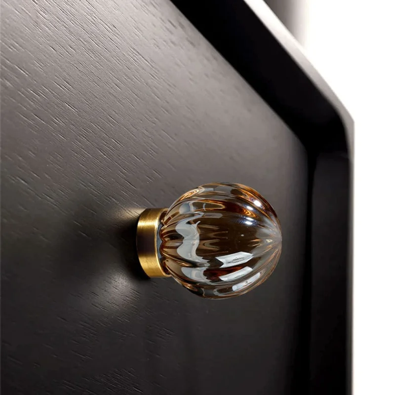 8063 Pomello per Cassetti in Ottone con Cristallo per Mobili, Armadio, Porta - Colore Champagne di Lusso
