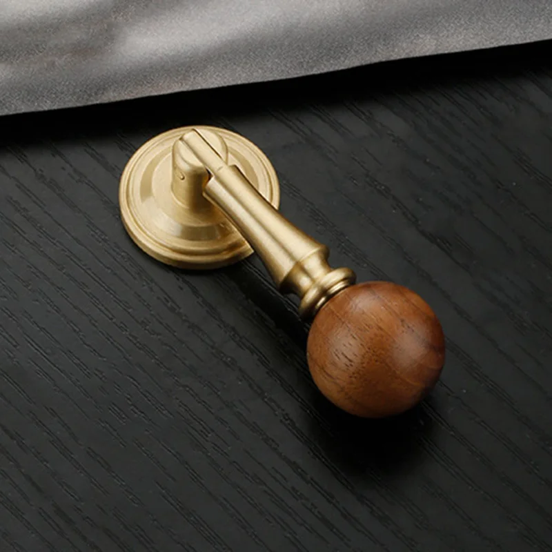 8163 Maniglia per Cassetti di Mobili in Ottone e Legno di Noce con Design a Sfera Rotonda - Colore Rame