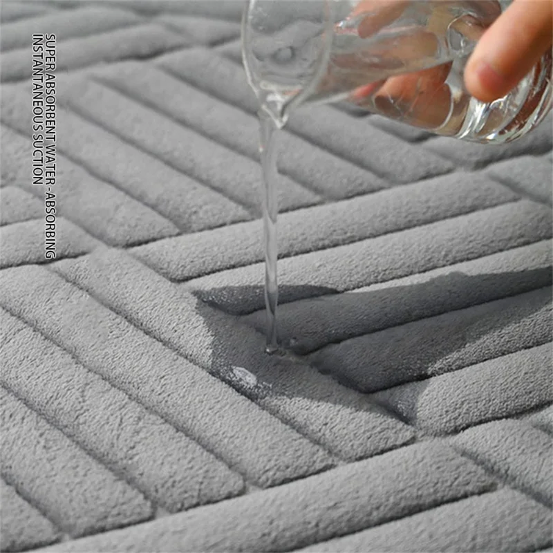 Alfombra de baño de 50 x 80 cm de Coral Fleece con Espuma de Memoria Grabada, Antideslizante y Absorbente - Gris Claro
