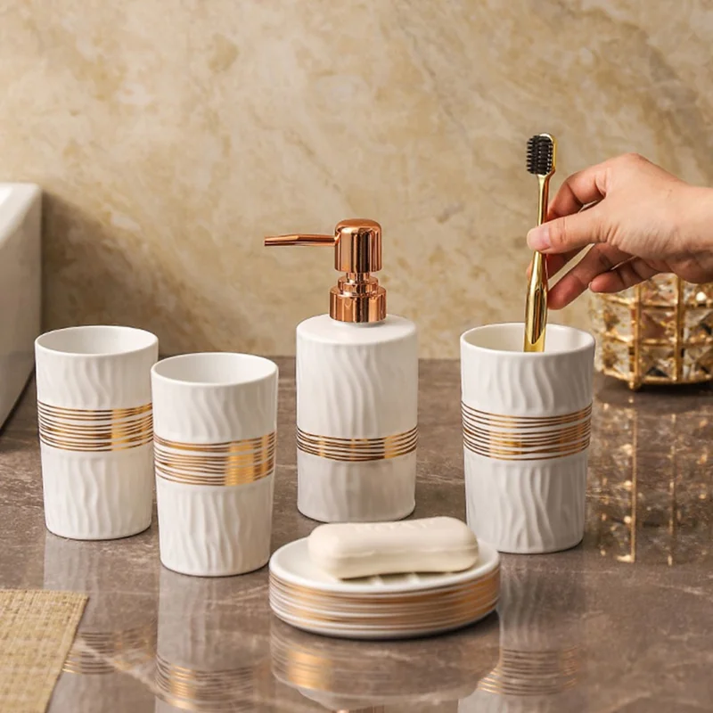 4Pcs / Set Luxury Bathroom Accessories Ceramic Toothbrush Holder Rinsing Cup Soap Dish Lotion Dispenser - White