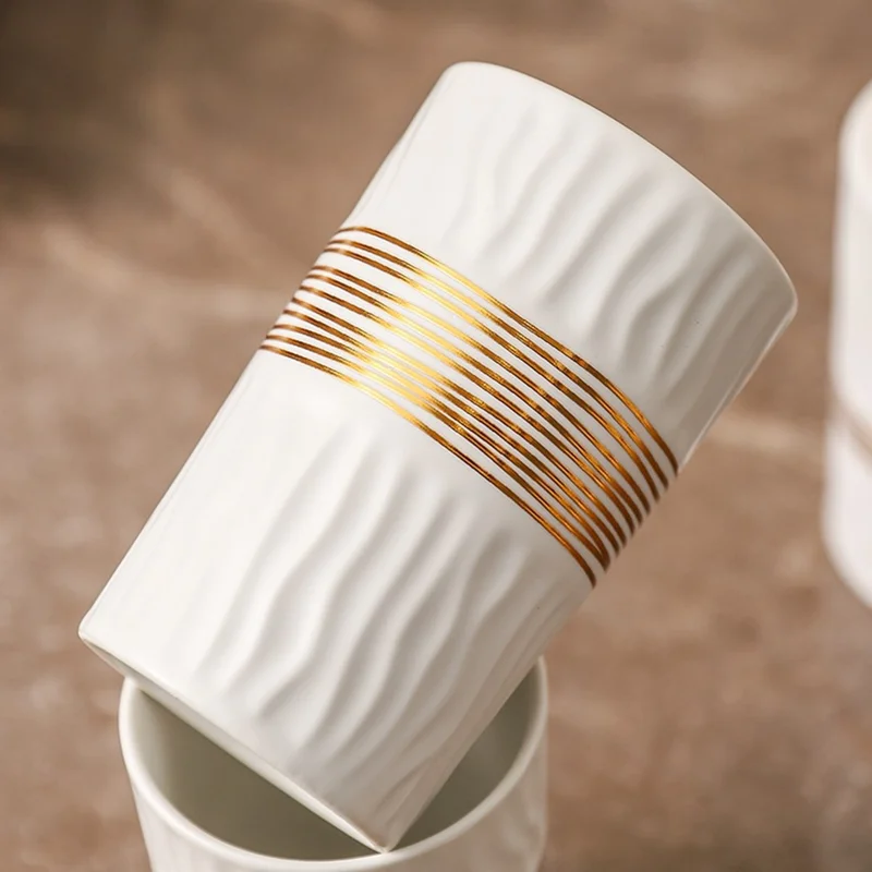 4Pcs / Set Luxury Bathroom Accessories Ceramic Toothbrush Holder Rinsing Cup Soap Dish Lotion Dispenser - White