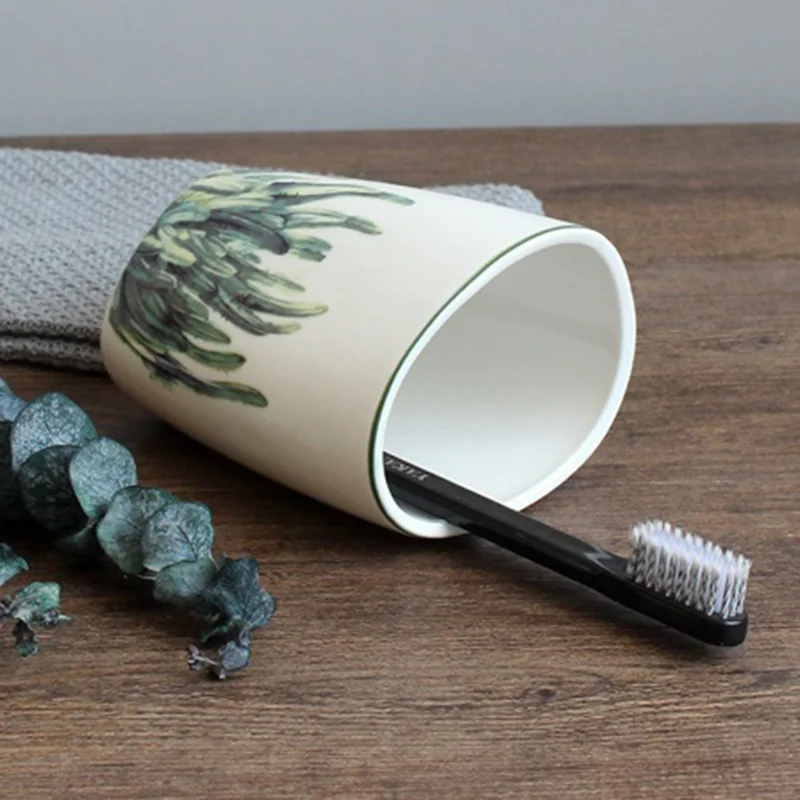 5 pièces / Ensemble Accessoires de salle de bain avec motif de plante verte Porte-brosse à dents en céramique Tasse de rinçage Porte-savon Distributeur de lotion - Style A