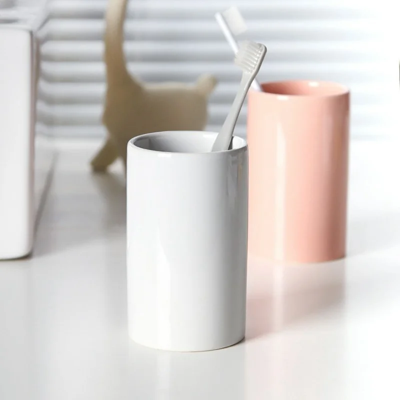 Semplice Bicchiere in Ceramica per Collutorio 300ML Portaspazzolino Cilindrico per Casa / Hotel - Bianco