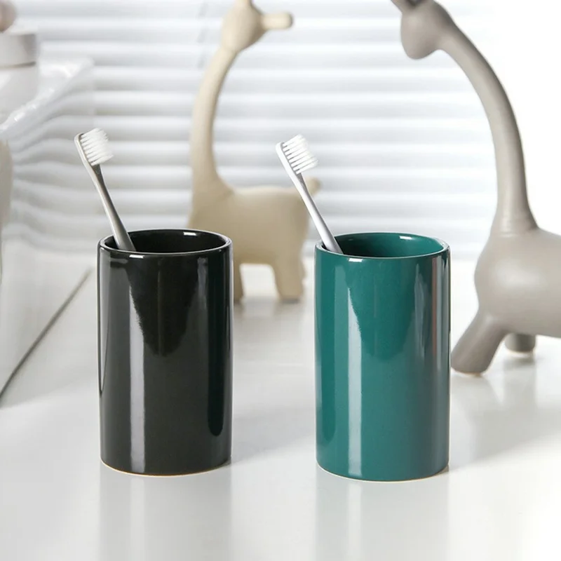 Semplice Bicchiere in Ceramica per Collutorio 300ML Portaspazzolino Cilindrico per Casa / Hotel - Bianco