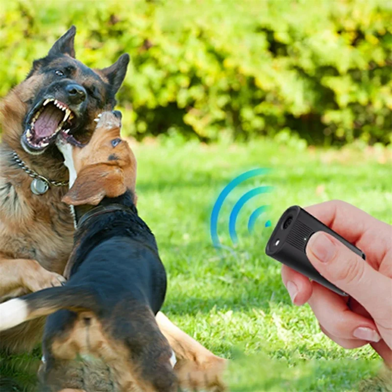 P12 Mini Repellente Ultrasonico Portatile per Cani, Dispositivo Anti-Abbaio con Torcia LED Integrata