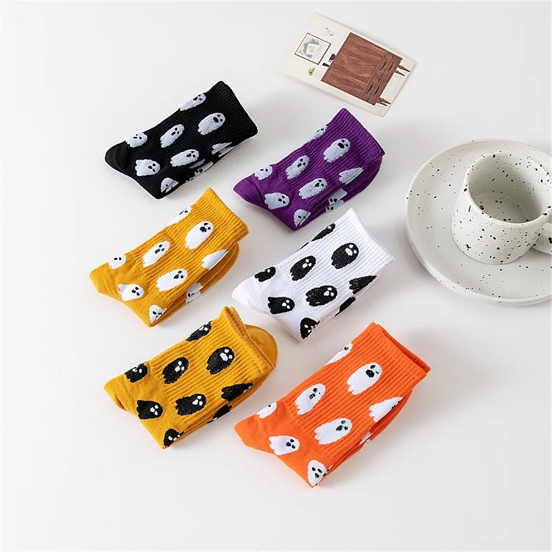 Conjunto de 6 Pares de Meias de Cano Médio de Halloween com Padrão Fofo de Fantasmas e Monstros para Festivais e Ocasiões Casuais