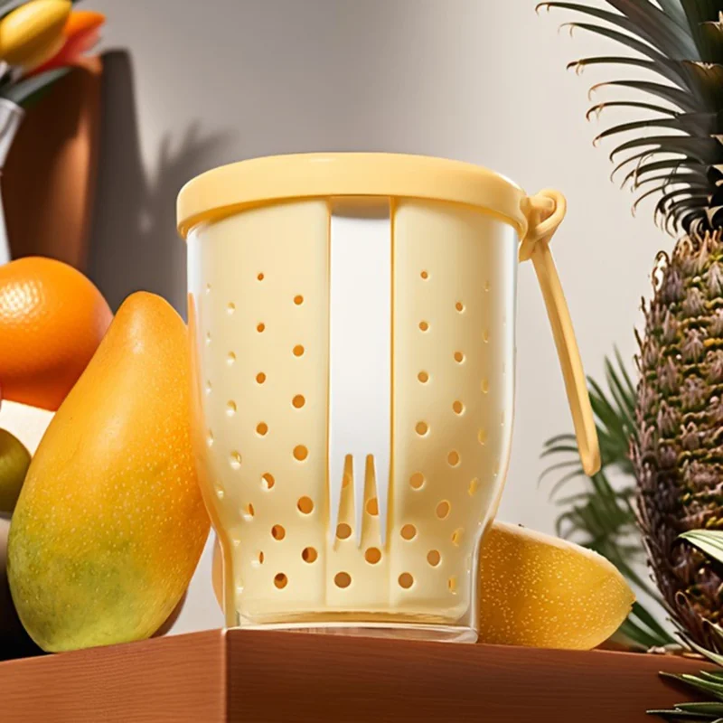 720ml Fruit Cup with Strainer Fork Breakfast Oatmeal Salad Container Portable Outdoor Picnic Milk Cup (BPA-Free, No FDA) - Yellow