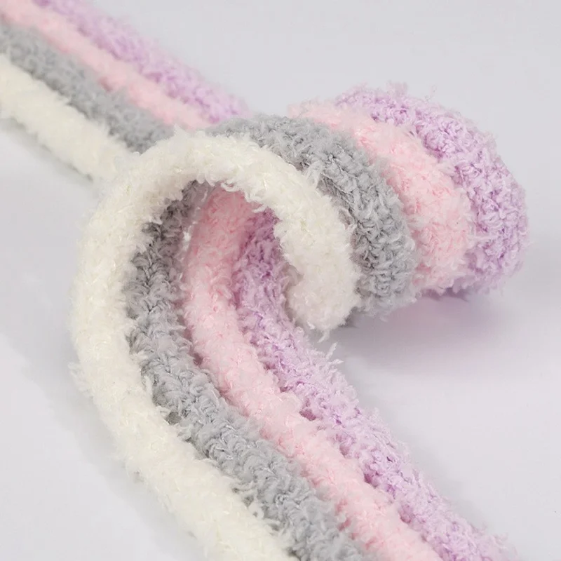 1 Pair 120cm Fluffy Shoelaces for Winter Sneakers Solid Color Plush Shoe Strings - White