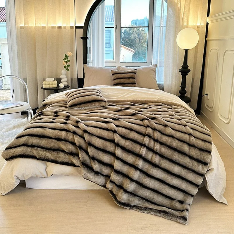 120 x 200cm Stripes Pattern Ultra Soft Throw Blanket Winter Warm Faux Rabbit Fur Sofa Cover - Khaki