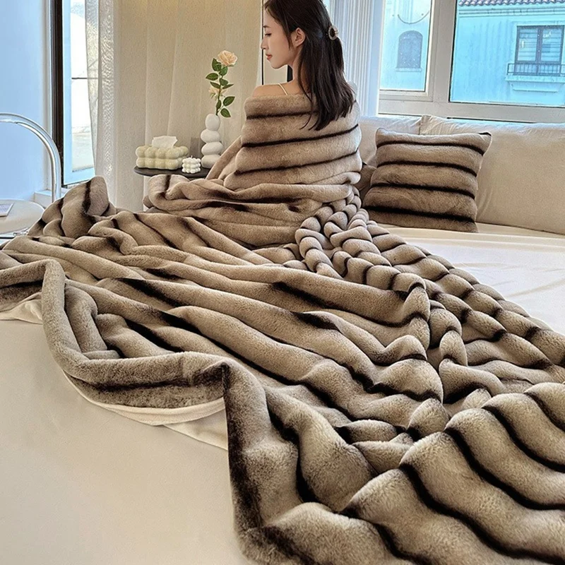 180 x 200cm Stripes Pattern Ultra Soft Throw Blanket Winter Warm Faux Rabbit Fur Sofa Cover - Khaki