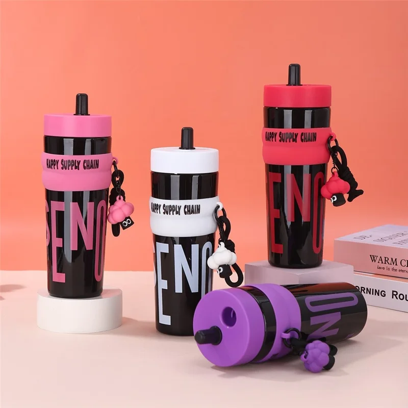 Plastikowy kubek o pojemności 900 ml, duży kubek sportowy z rurką i uchwytem, szczelny, szeroki otwór, przenośny na zewnątrz (bez certyfikatu FDA) - Biały