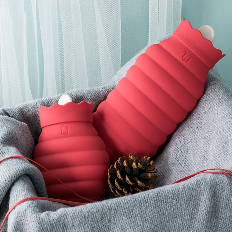JORDAN&JUDY Size L 620ml Leak Proof Silicone Hot Water Bottle Anti Scalding Hand Warmer with Knitted Cover - Red