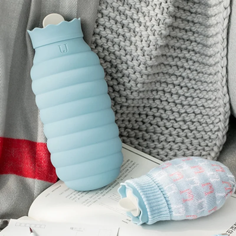 JORDAN&JUDY Size L 620ml Leak Proof Silicone Hot Water Bottle Anti Scalding Hand Warmer with Knitted Cover - Red