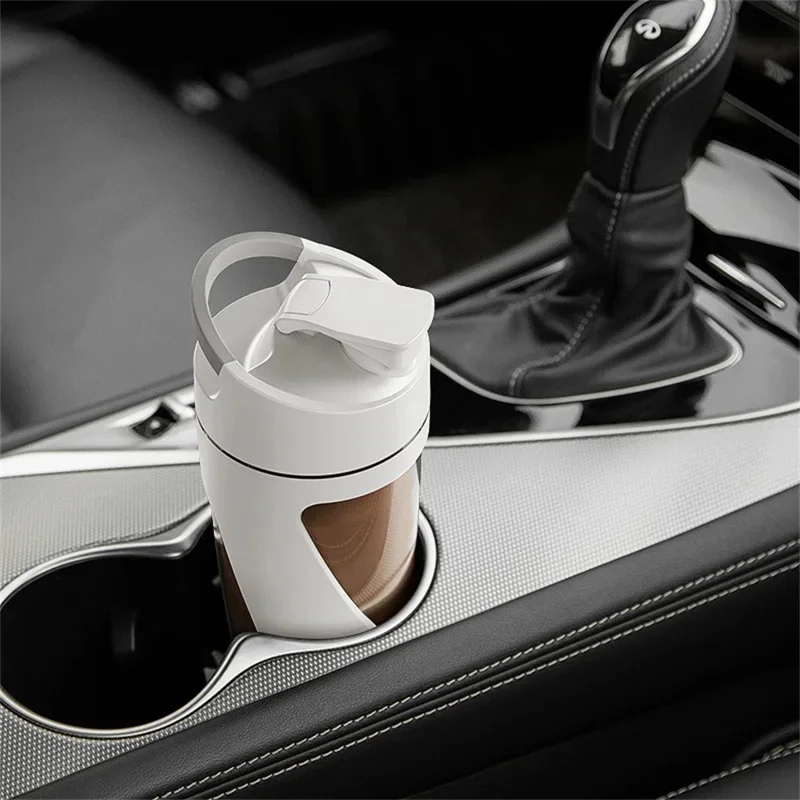 25700 700ml Electric Shaker Bottle Rechargeable Protein Mixer Cup with Portable Handle (BPA Free, No FDA Certificate) - Black