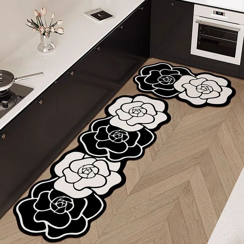 2Pcs / Set 40 x 60cm + 40 x 120cm Black and White Flower Pattern Kitchen Mats Water Absorbent Diatomite Non Slip Floor Pad - Four-petaled Flower