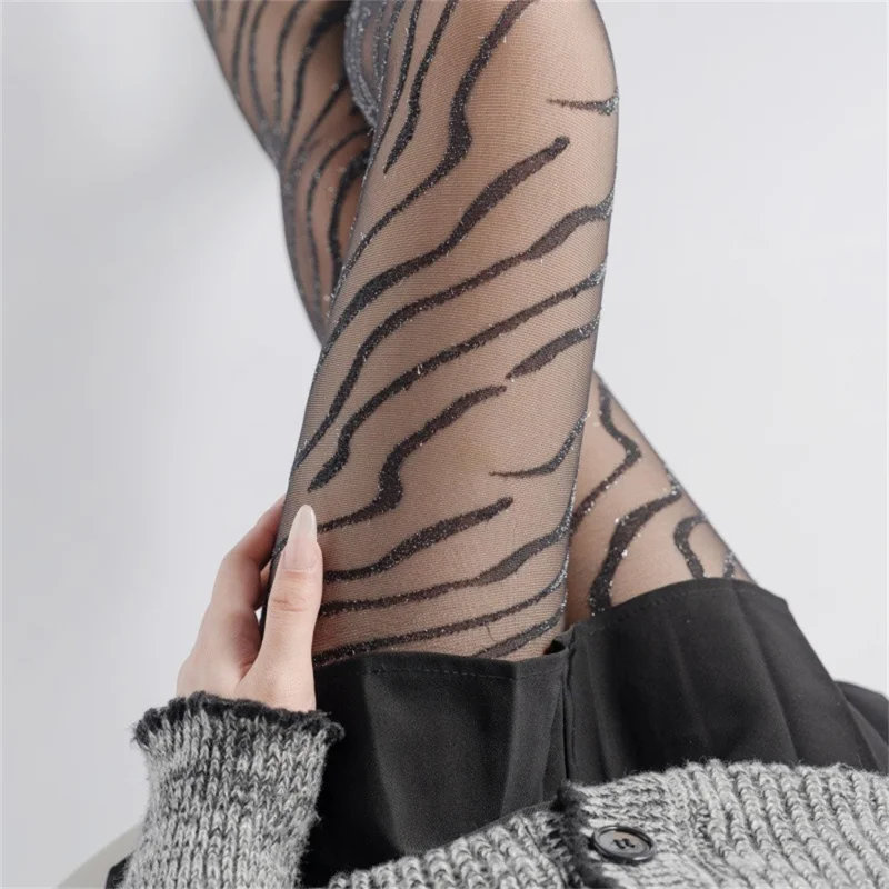 Calze Donna a Righe di Zebra con Filo Argentato, Collant Elasticizzati con Jacquard, Calzature Elastiche