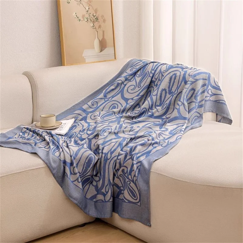 180 x 135 cm Tragbare Decke für Büro, Sofa, Nickerchen, Weiche Polyesterwolldecke für Auto, Reise – Paisley