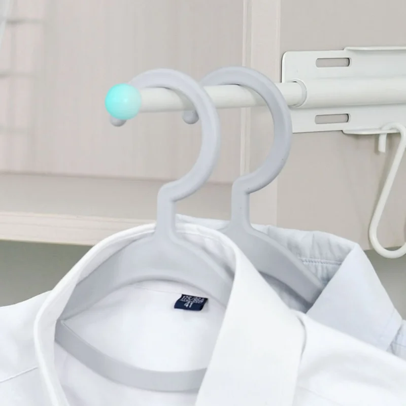 Настенная полка-органайзер для шкафа из углеродистой стали, экономия места, выдвижная вешалка для одежды — белая