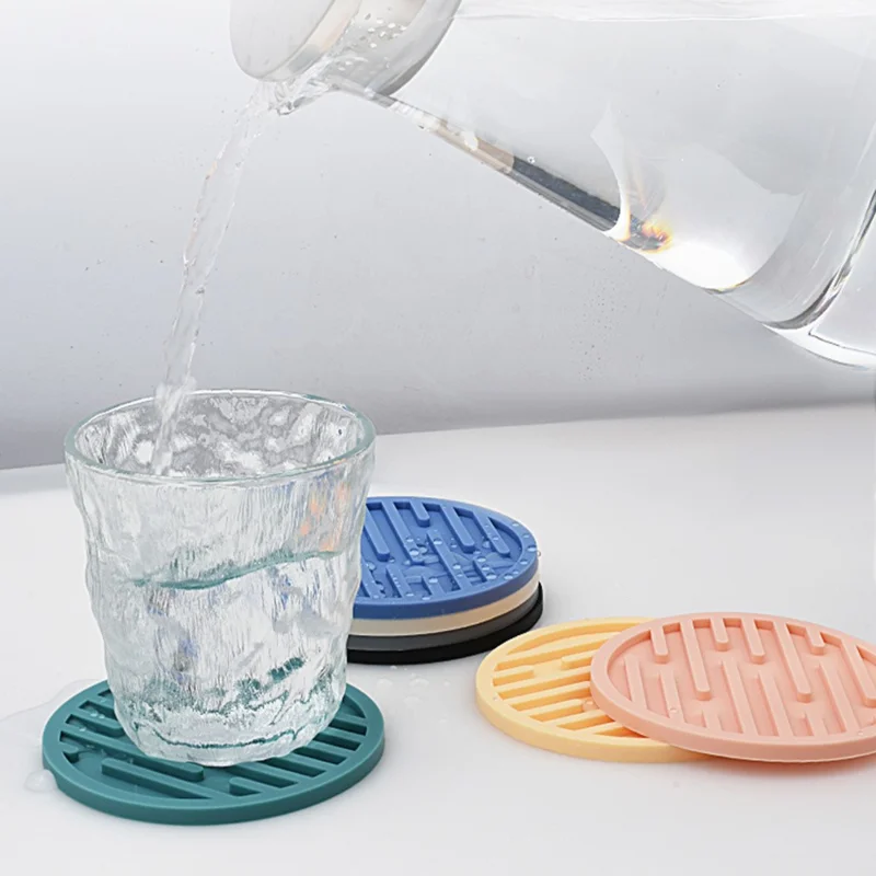 10cm Round Thick Silicone Mug Coaster Non-Slip Heat-Resistant Water Bottle Cup Drink Mat Pad - Grey