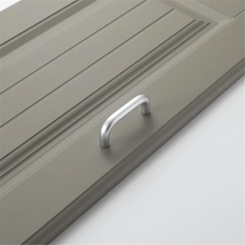 Tirador de Muebles de Aleación de Aluminio Macizo, Perillas de Gabinete de Armario, Tamaño del Tornillo: 4*22mm - Plata Mate 303 / Distancia entre Agujeros de 96mm