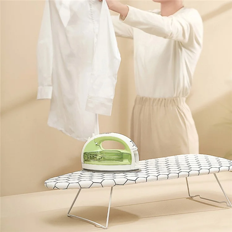 FASOLA YF-152 Table à repasser pliante avec revêtement épais matelassé pour la couture, la salle des métiers
