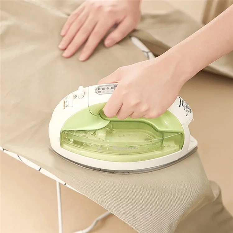 FASOLA YF-152 Table à repasser pliante avec revêtement épais matelassé pour la couture, la salle des métiers