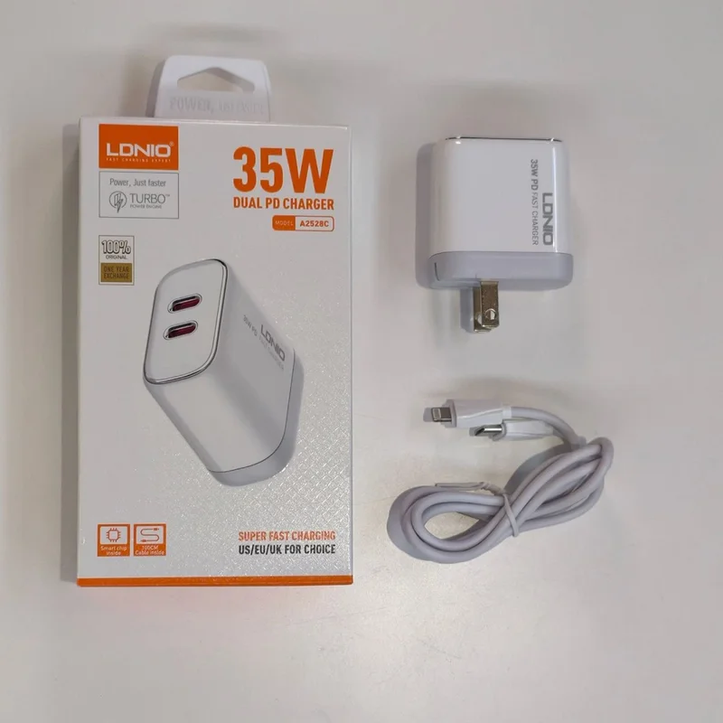 LDNIO A2528C 35W Dual USB-C PD Fast Charger with Safety Protection - EU Plug