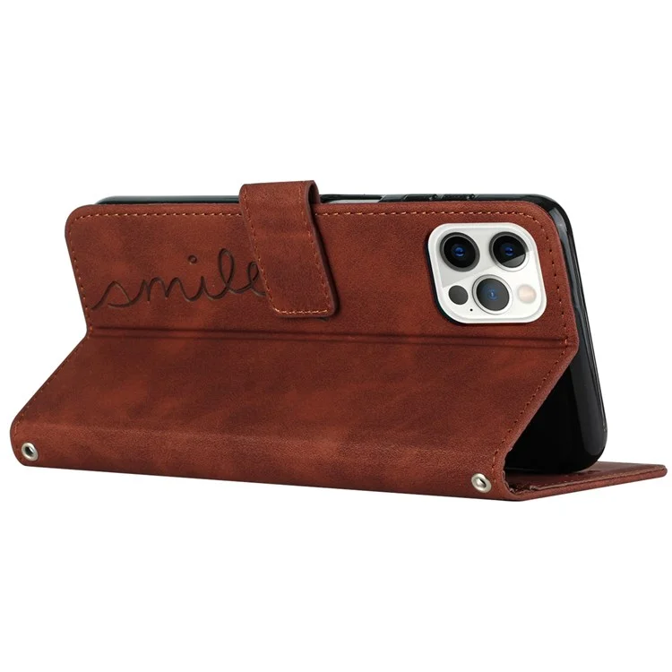 Herzförmiges Prägung-Case für iPhone 12/12 Pro 6.1 Zoll, Anti-Drop Skin-Touch-Gefühl PU-Leder Steh-Geldbörsen-Handyhülle mit Riemen - Braun