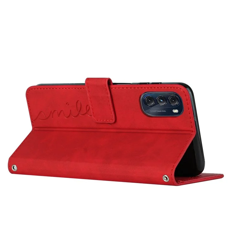 Für Motorola Moto G (2022) 5G Herzform Eingeprägter Wallet Phone Hülle Flip Ständer PU Leder Hauttouch Feeling Protection Stoßdicht Mit Riemen - Rot