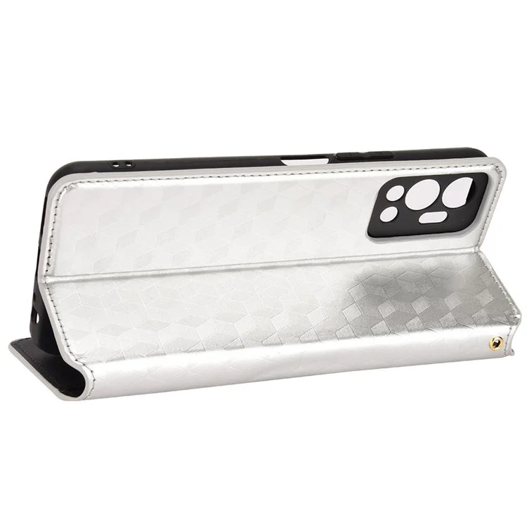 Para Infinix Hot 12 4G X6817 PU Flip Flip Billet Function Soport Function Imprimido Rombus Patrón de Cierre Magnético de Cierre Automotriz Cubierta de Cierre Automático - Plata