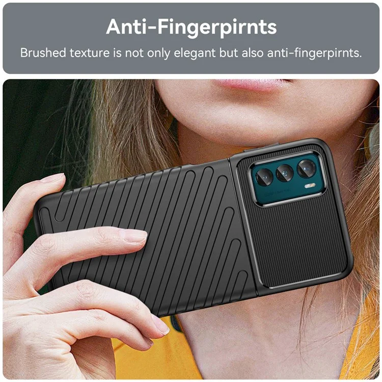 Capa Reforçada de TPU Série Thunder para Motorola Moto G42 4G, Textura de Tecido Twill Anti-Deslizante Anti-Queda, Protetor de Telefone - Preto