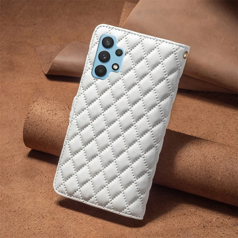BINFEN COLOR لجهاز Samsung Galaxy A32 4G (النسخة الأوروبية) BF ستايل-15 غطاء واقٍ مطبوع بنمط معيني بجيب بسحّاب وحامل من جلد PU غير لامع على شكل محفظة - أبيض