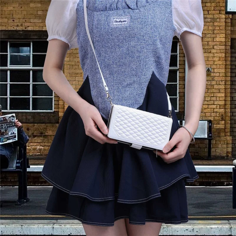 005 Style For Samsung Galaxy S22 Ultra 5G, Shockproof Phone Wallet Cover Zipper Pocket Anti-wear Case Rhombus Texture PU Leather Shell Stand with Strap Card Holder - White