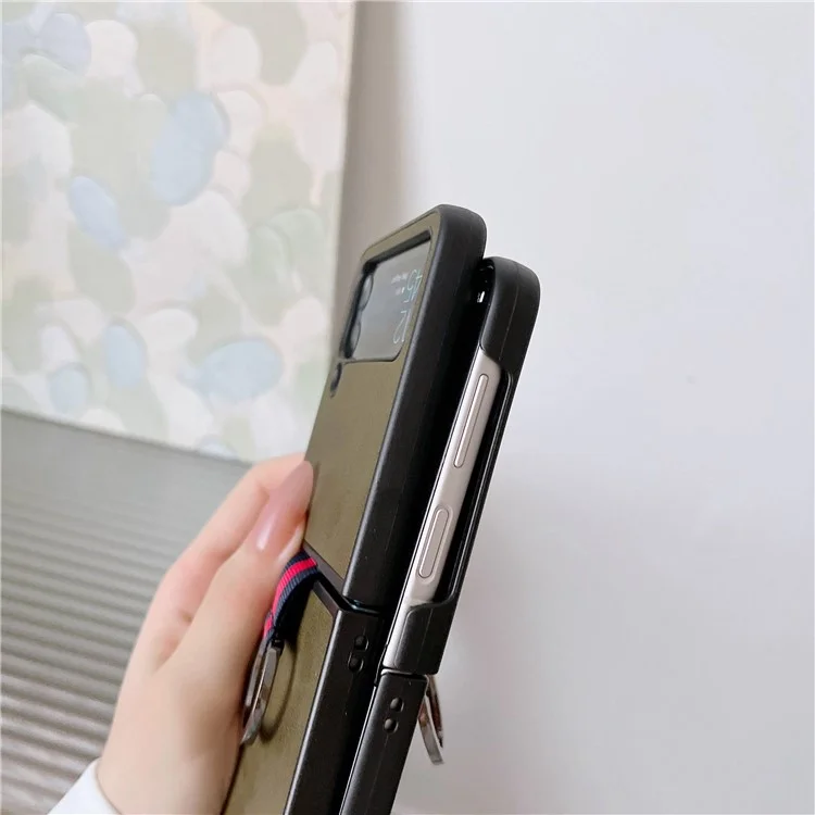 Para Samsung Galaxy Z Flip4 5G Textured PU Leather Coated PC Back Cover Metal Ring Holder Folding Phone Case - Negro