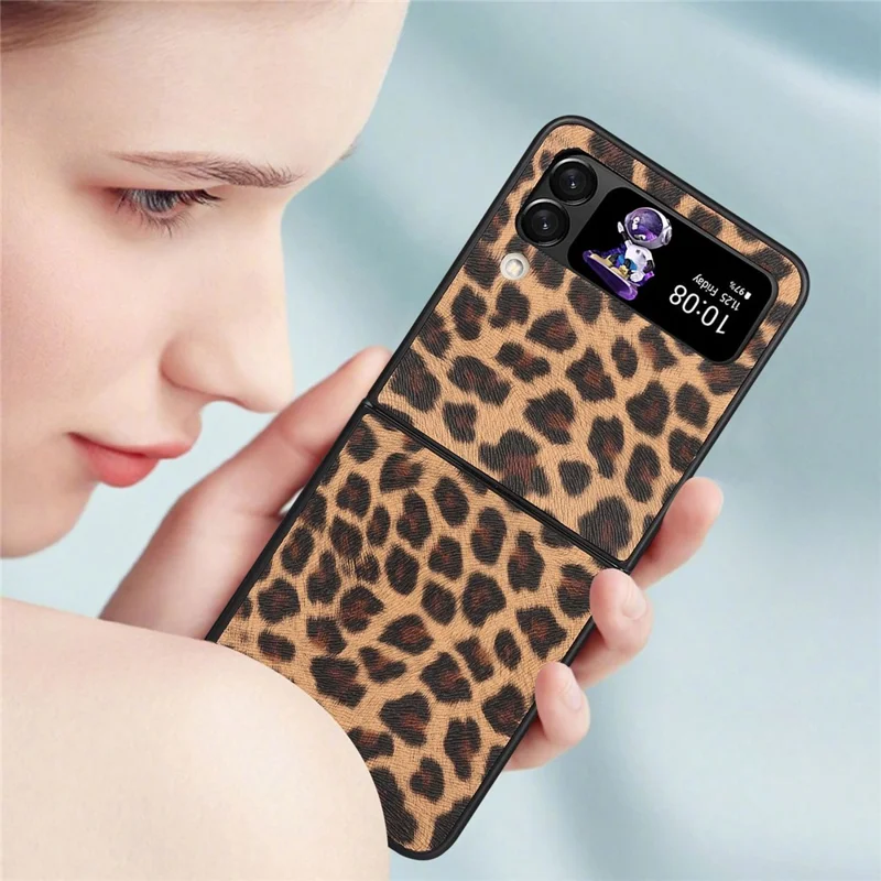 For Samsung Galaxy Z Flip4 5G Anti-scratch Folding Phone Case PU Leather Coated Hard PC Back Cover - Yellow / Leopard Texture