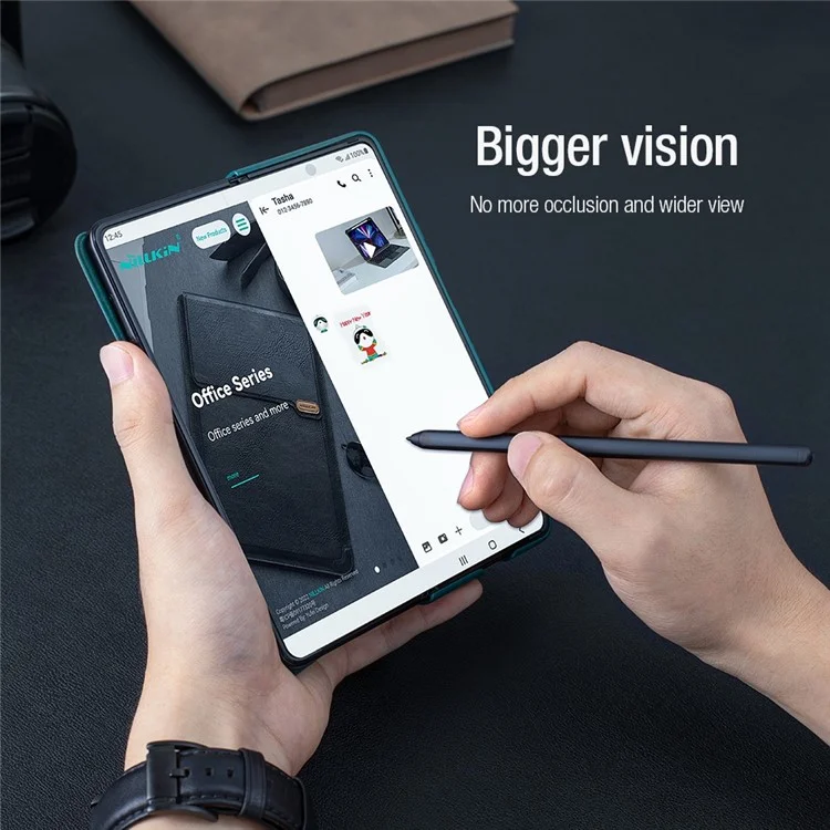 Série Nillkin Qin Pro Pour Samsung Galaxy Z Fold4 5G PU Téléphone Protecteur Couverture Résistante à Gratter Avec Conception de Fente de Stylo - le Noir